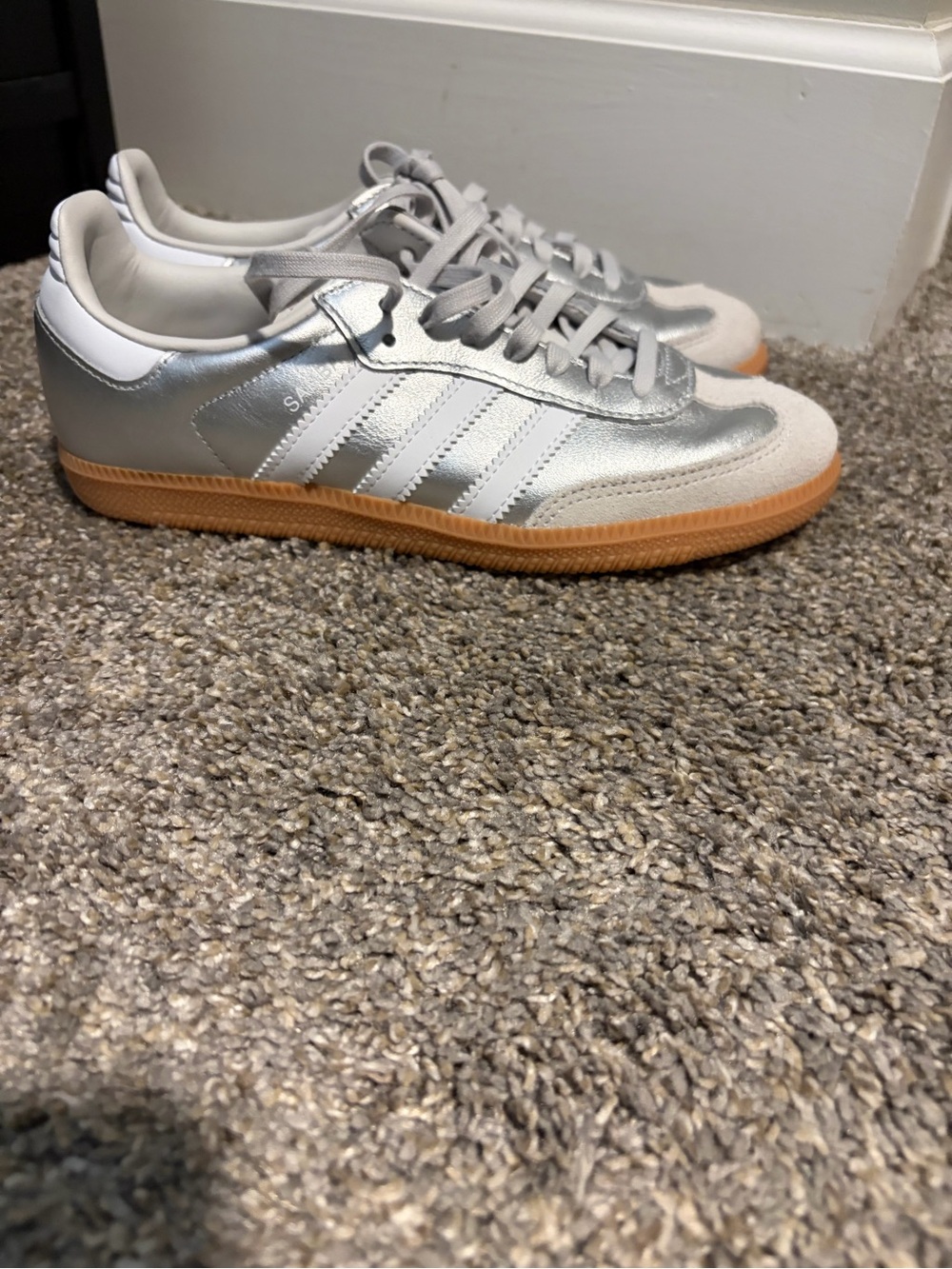 adidas Sambas